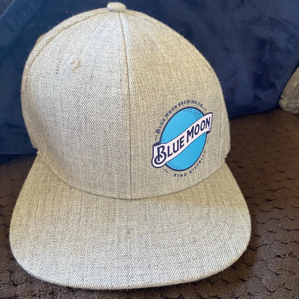 Blue Moon hat NWOT